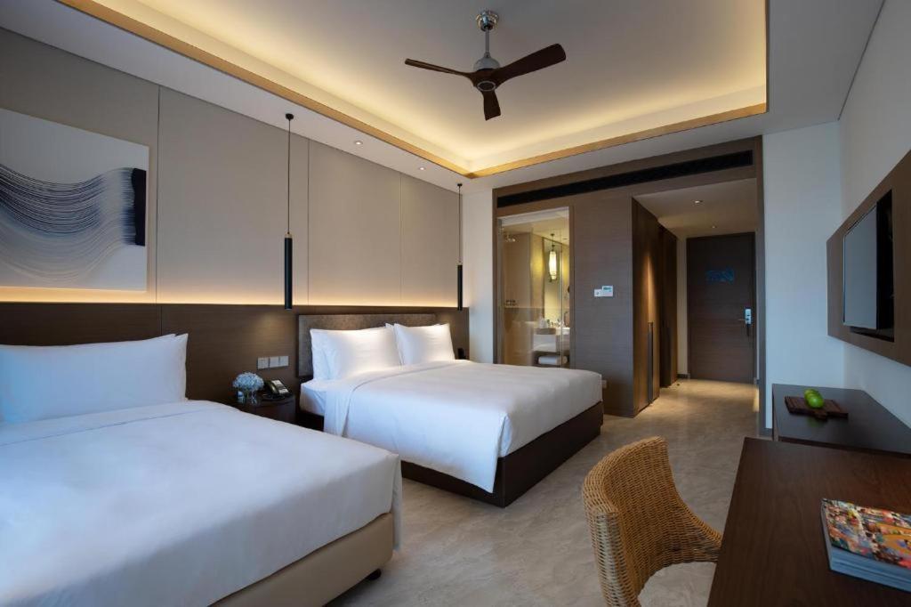 Narada Resort Hotel Sanya Pleasant Bay מראה חיצוני תמונה