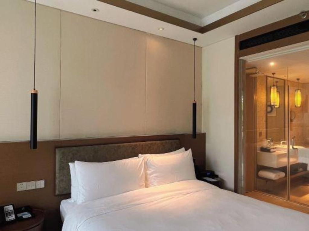 Narada Resort Hotel Sanya Pleasant Bay מראה חיצוני תמונה