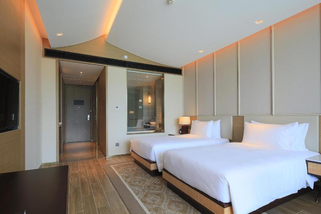 Narada Resort Hotel Sanya Pleasant Bay מראה חיצוני תמונה